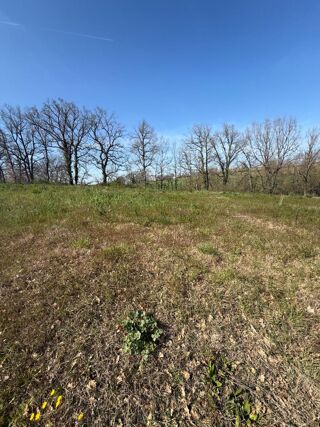  Terrain à vendre 554 m²