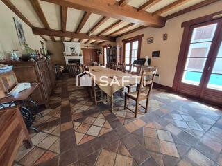  Maison à vendre 15 + pièces 363 m²