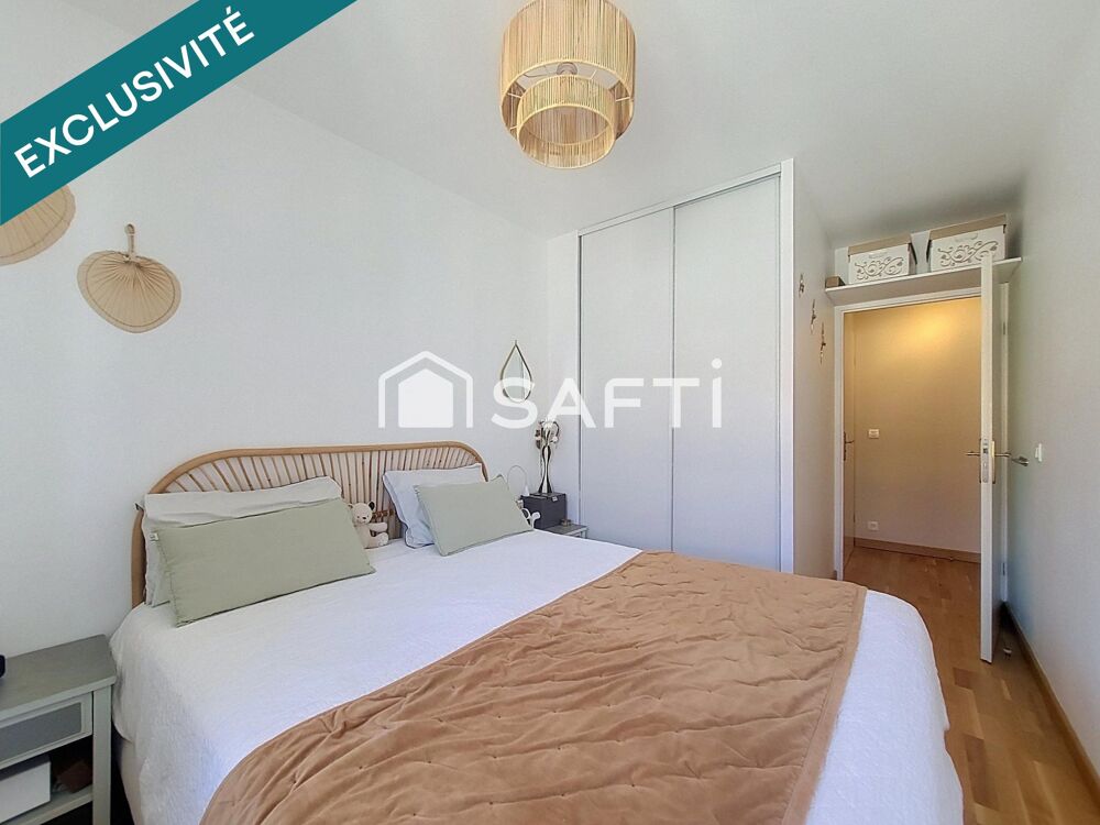 Vente Appartement T4 - 78m2 - 3 chambres - Balcon - Box en sous-sol Poissy