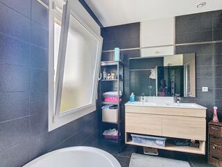  Appartement à vendre 6 pièces 138 m²