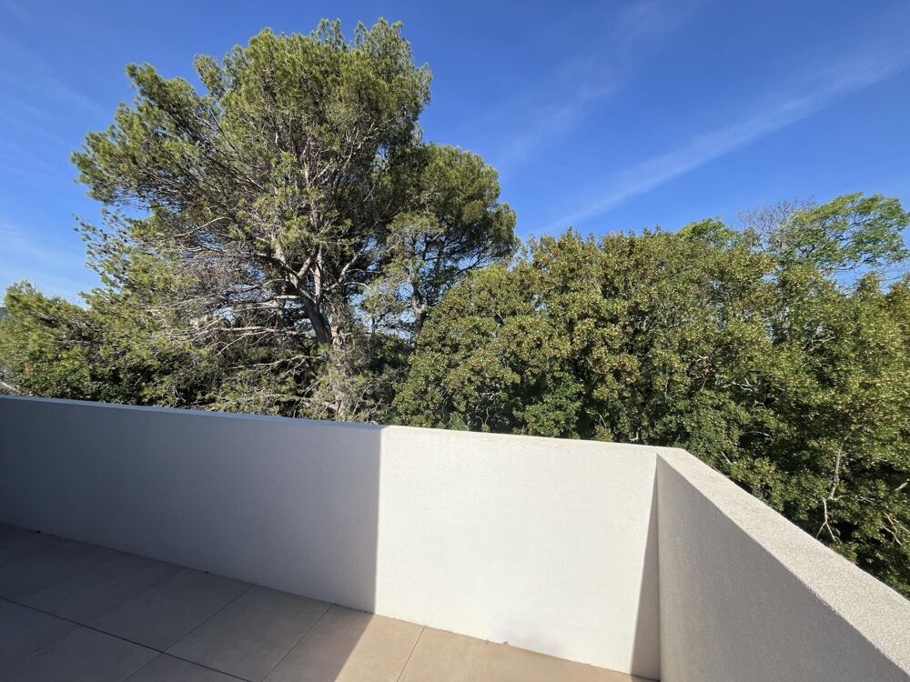 T3 neuf, dernier étage avec terrasse dangle et vue dégagée