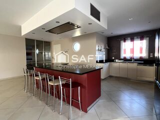  Maison à vendre 8 pièces 185 m²