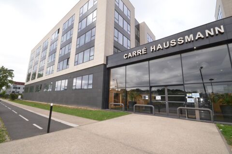Bureau de standing Carr&eacute; Haussmann 129000 91000 Evry
