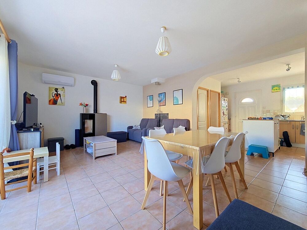 Vente Maison Une agréable villa familiale avec bel espace de vie, extérieur et stationnements privatifs dans un quartier recherché d'Hérépian Herepian