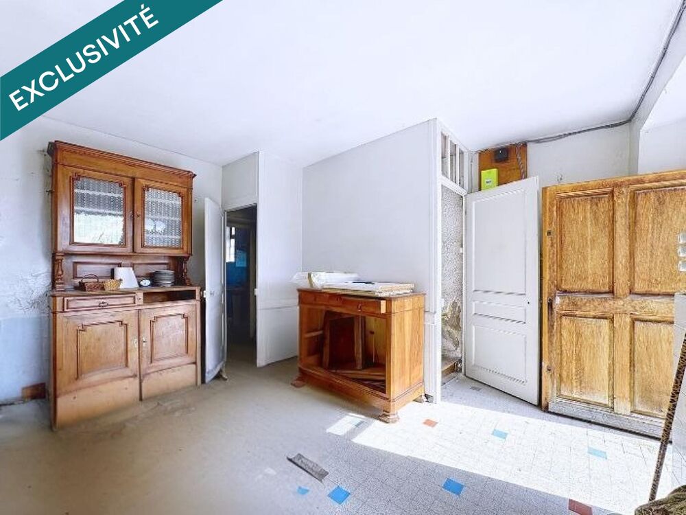 Vente Maison Ferme en pierre à réhabiliter, grange et garage La murette