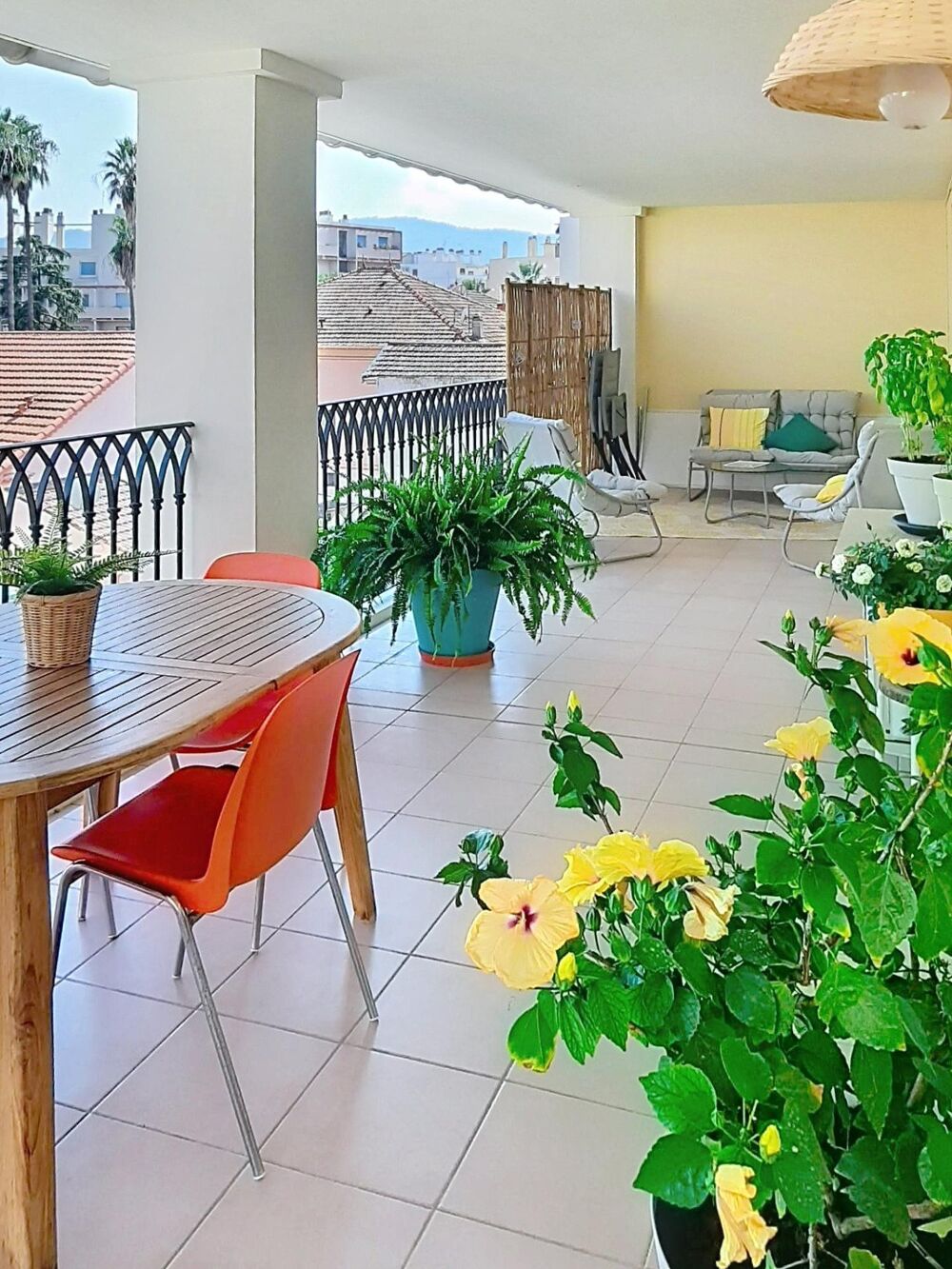 Vente Appartement Hyères centre T3 de 87m2 avec terrasse et garage. Hyeres