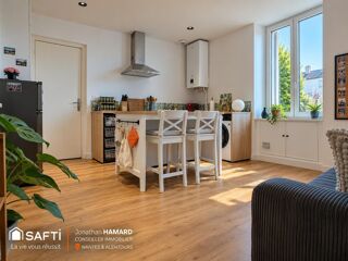 Vente Appartement Entre Zola et Mellinet, le privilège d'une adresse confidentielle et d'un jardin préservé Nantes