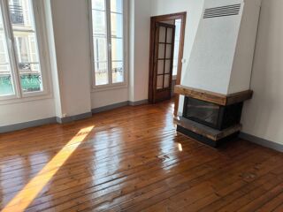  Immeuble à vendre 190 m² Saint-jean-d'angely