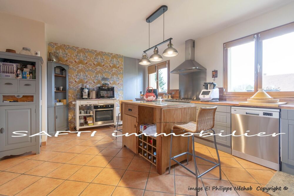 Limetz-Villez - Maison de 161m² - 3 chambres - sur 1099m2 de jardin.
