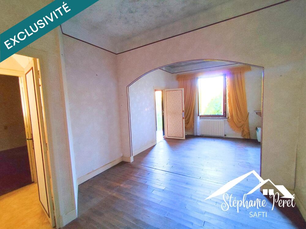Vente Maison Maison à rénover – Neuvic – Jardin 633 m² – Fort potentiel Neuvic