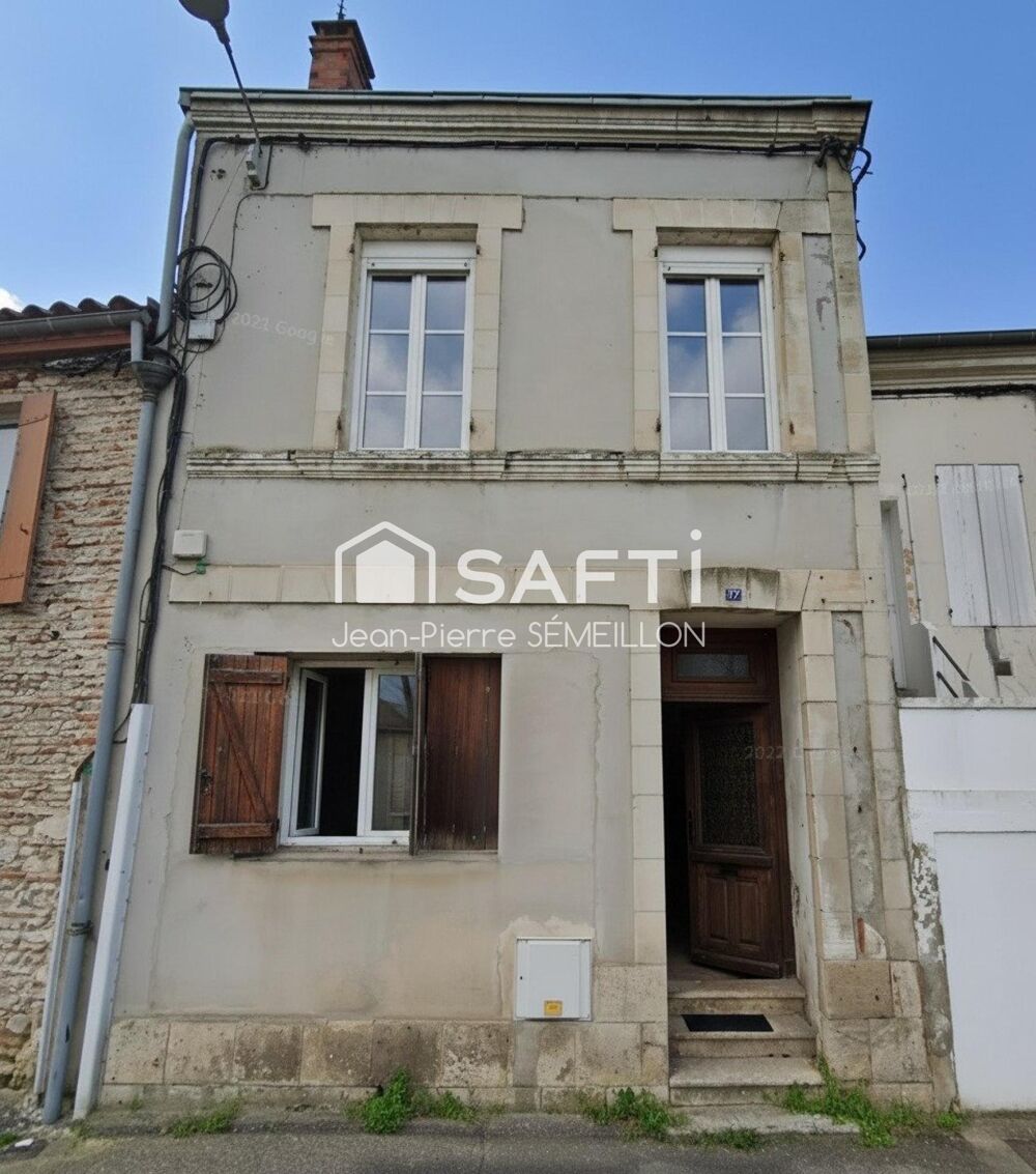 MAISON 150 m² 3 CHAMBRES COUR PRIVATIVE