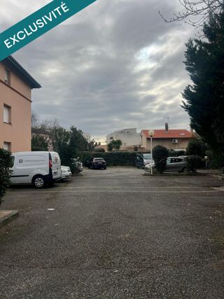  Parking / Garage � vendre 