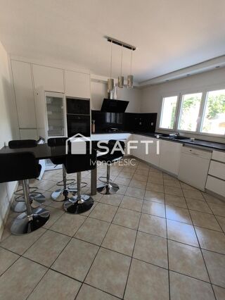  Maison � vendre 6 pi�ces 170 m�