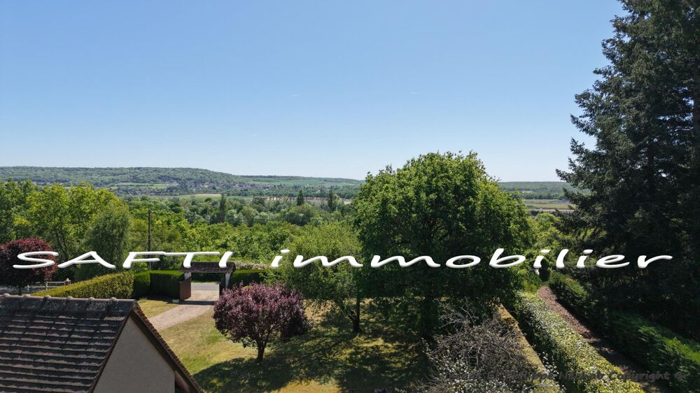 Maison de 183 m2 - 4 chambres - sous-so tatal - 1790m2 de terrain autour.