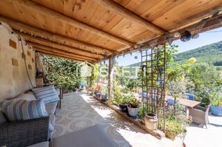  Maison � vendre 5 pi�ces 210 m�