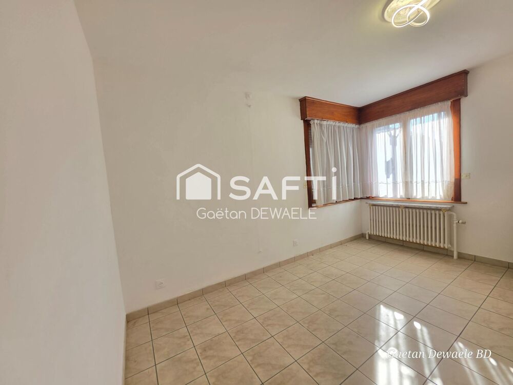 Vente Maison Maison semi plain, 4 chambres, garage et jardin Hondschoote