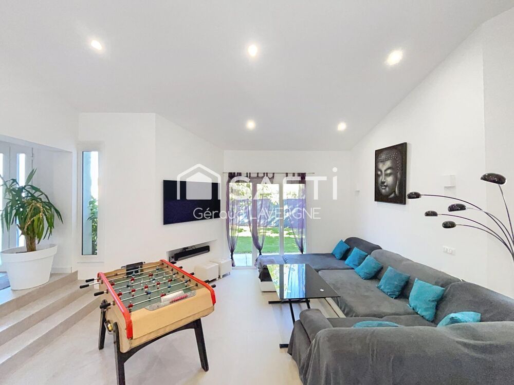 Superbe maison rénovée avec piscine et dépendance