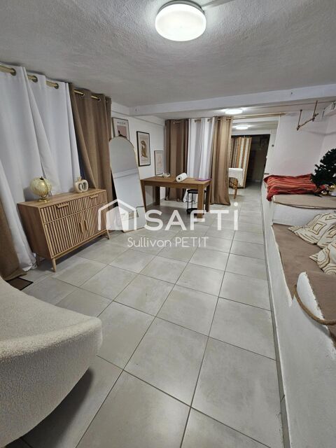 Local commercial, sortie de rocade, terrasse partag&eacute;e, bien agenc&eacute; 19900 97200 Fort-de-france