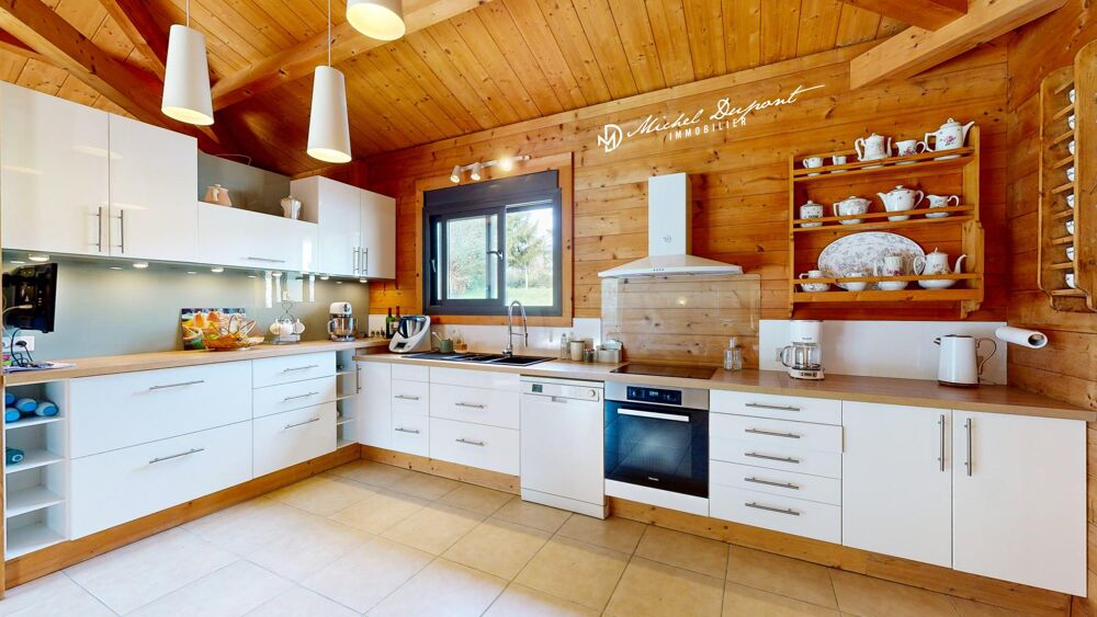 Vente Maison Élégante maison en bois – Alliance parfaite entre authenticité et confort moderne Le bugue