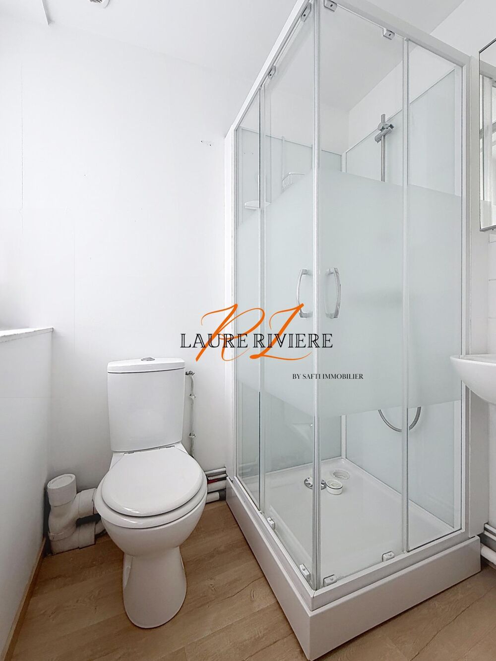 À vendre  Studio meublé idéal pour étudiant  Lille / limite Lambersart