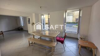 Vente Maison Cœur d'Aulnay-de-Saintonge - Charmante maison de ville de 114 m² avec cour et dépendance Aulnay