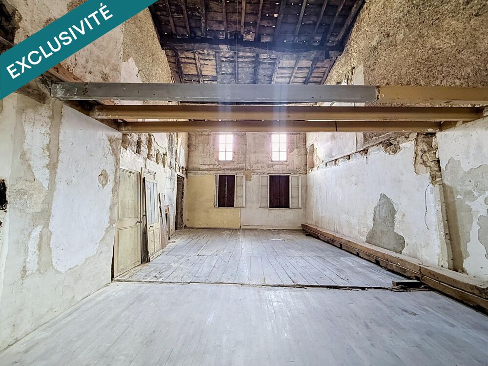 Vente Maison Maison avec un beau potentiel de rénovation au cœur du centre-ville ! Chateauneuf-sur-charente