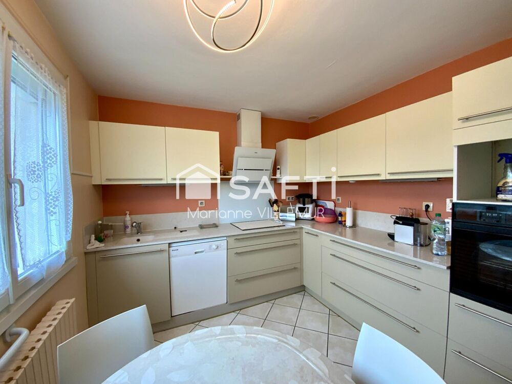 Proche Agen, maison d'environ 100 m² habitables sur un terrain de 875 m²