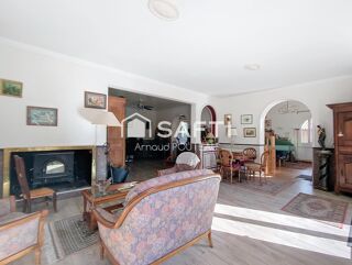  Maison  vendre 8 pices 255 m