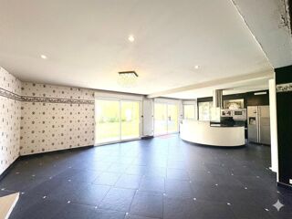  Maison à vendre 10 pièces 224 m²