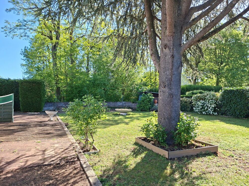 Maison familiale, quartier calme, proche Orléans