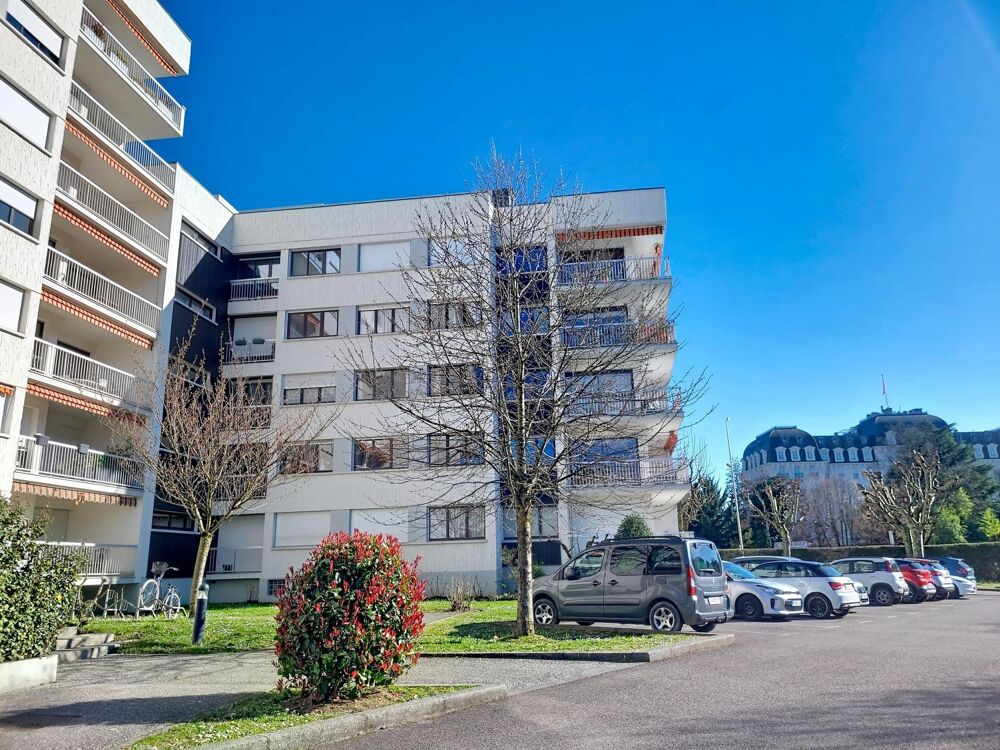 A deux pas du lac dans le secteur prisé d'Albigny