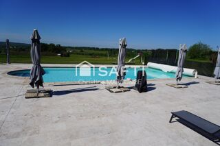  Maison à vendre 15 + pièces 560 m²