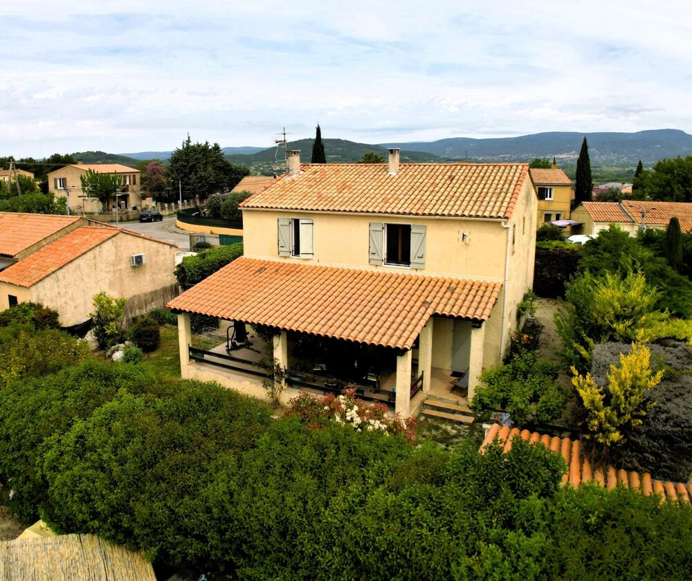 Maison familiale d'environ 150m² sur un terrain de 435 m² à APT