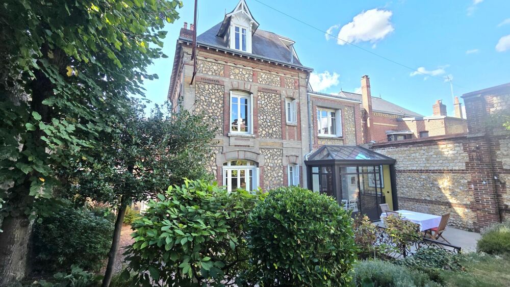 DEMEURE ROUEN GARE 220 M2 ET DEPENDANCE DE 70 M2