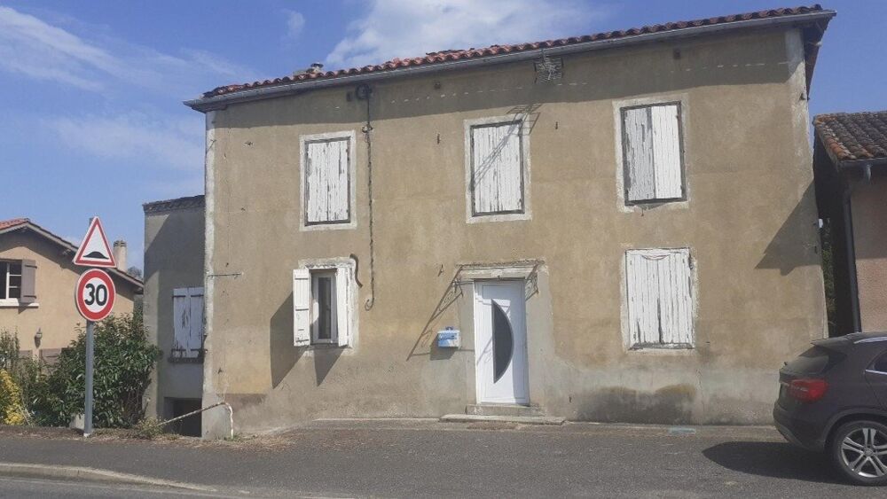 Vente Maison Maison de ville de 150 m² a finir de rénover, cuisine, salon, 4 chambres Vergoignan