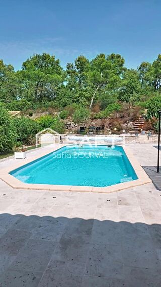  Maison � vendre 6 pi�ces 190 m�