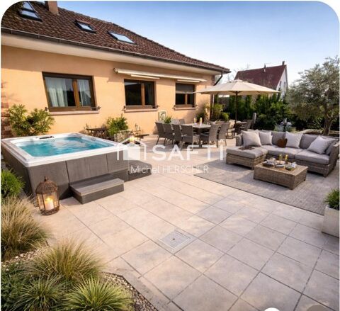   Maison de plain pied de 204 m� sur 1700 m� de terrain Maison - 8 pi�ce(s) - 204 m�