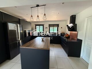  Maison � vendre 6 pi�ces 180 m�