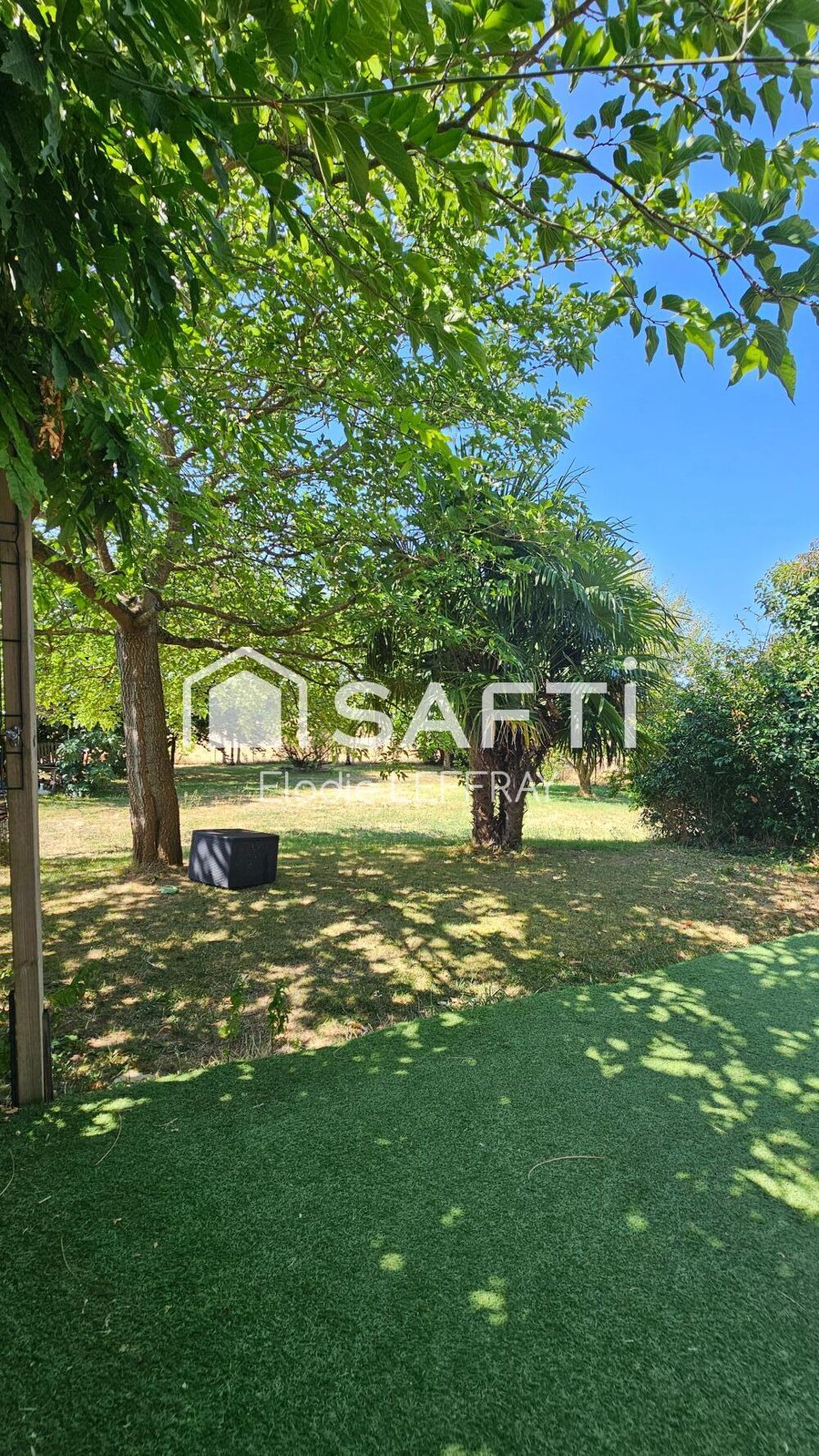 Vente Maison A découvrir sur la commune de Ligron, maison sur sous-sol complet avec jardin arboré et paysagé Ligron
