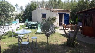  Terrain  vendre 700 m