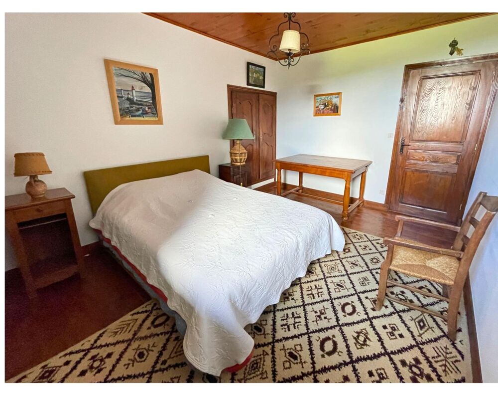 Vente Maison Longère HORTENSIA, charme unique en pierres et ardoise Chastreix