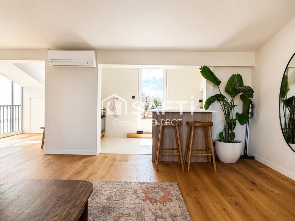 Vente Appartement T3 - Pierre, lumière & terrasse privée. Un dernier étage d'exception Bordeaux