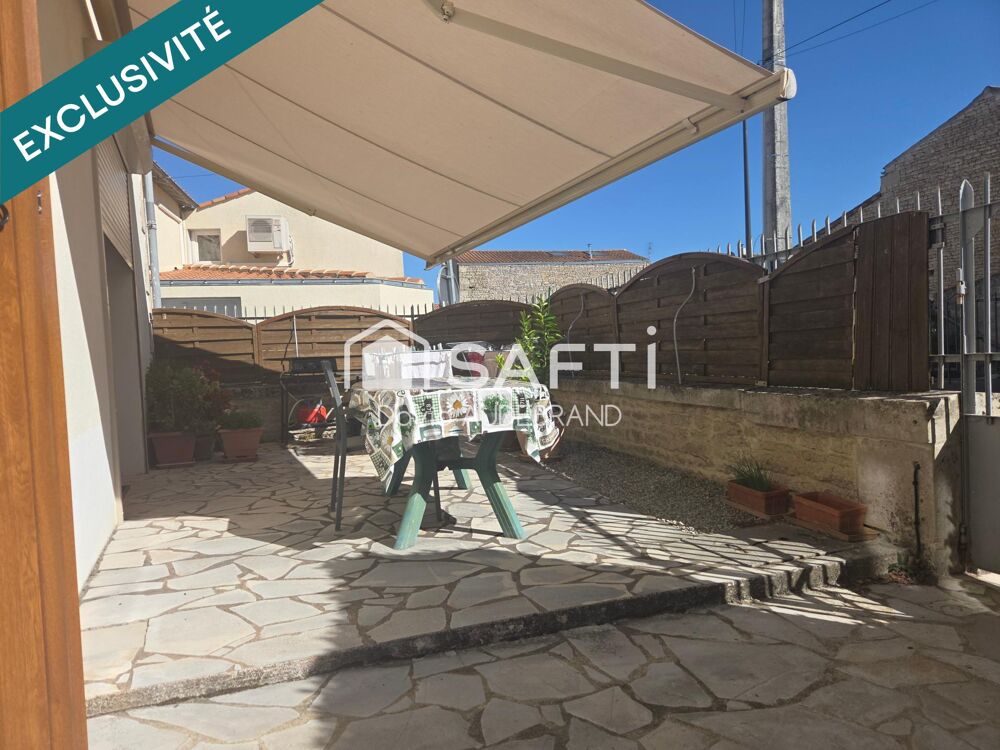 Vente Maison Maison de bourg 3 chambres avec cour et garage Saint-maxire