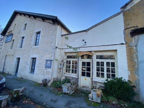   Ensemble immobilier d'une surface de 490 m 