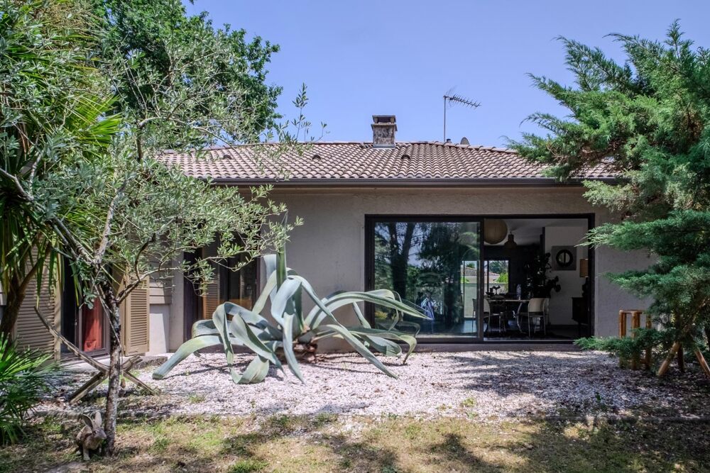 Maison avec piscine et T2 loué à l'année