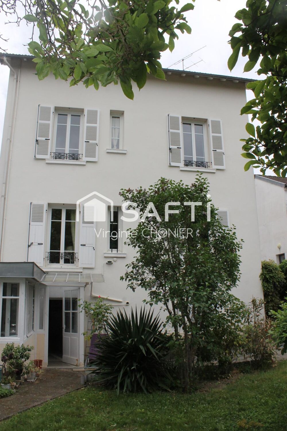 Magnifique maison bourgeoise avec parc arboré - garage