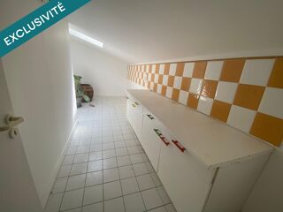  Immeuble à vendre 284 m²