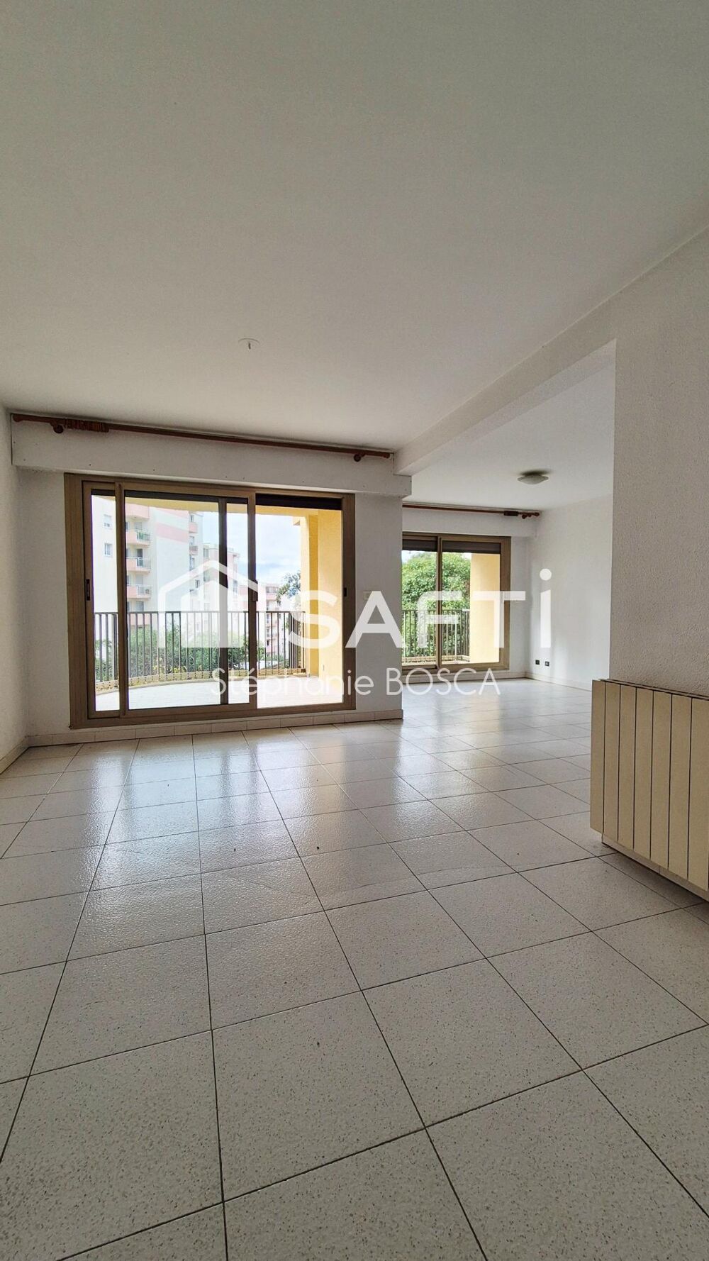 Vente Appartement T4 À RÉNOVER, 2 TERRASSES, 2ème ÉTAGE AVEC ASCENSEUR Ajaccio