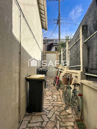 Vente Maison Maison 119m² calme & isolée (DPE D), 6 ch, cour & allée vélos, T1 à 2min / M7 à 12min ! La courneuve