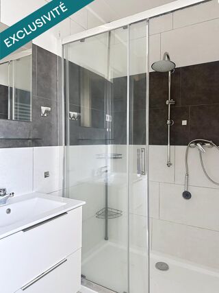  Immeuble � vendre 216 m�